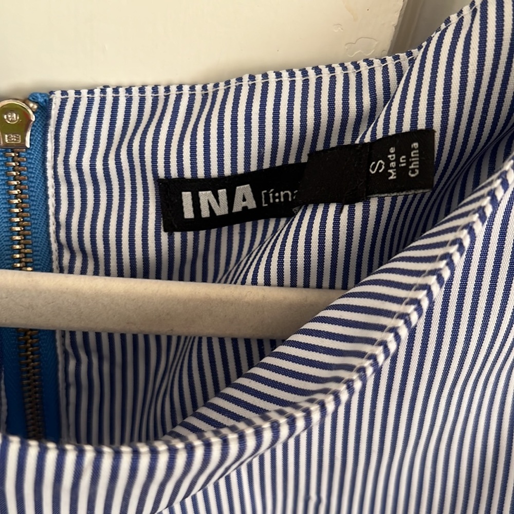 Blouse - Picture 2 of 4